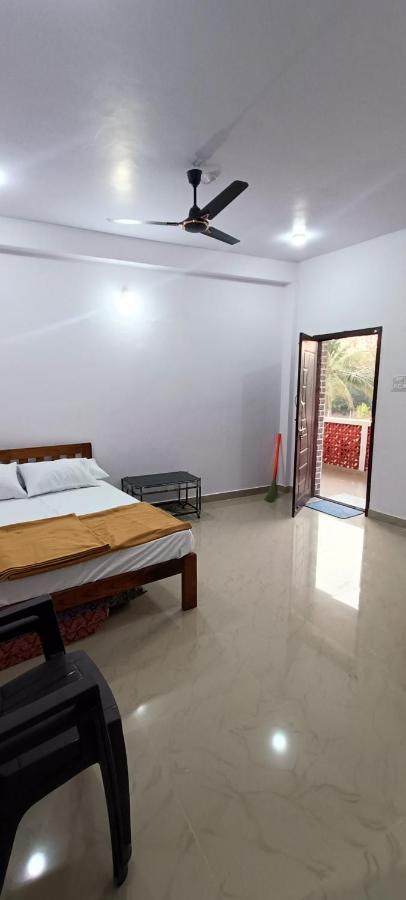 Mahalaxmi Guest House Гокарна Екстериор снимка